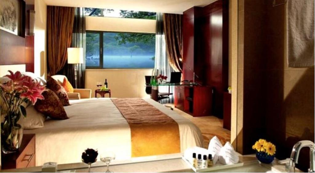 New Century Fengming Resort 枣庄 客房 照片